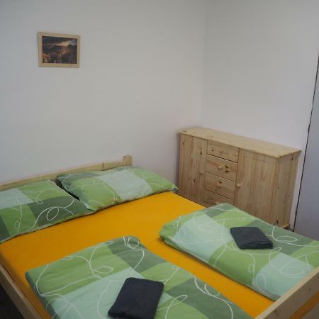 Economy Apartments Ceske Svycarsko Hřensko Buitenkant foto