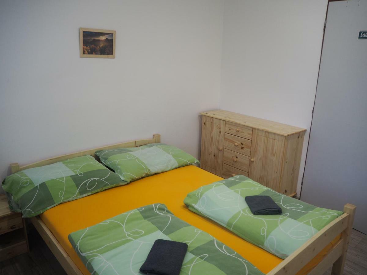 Economy Apartments Ceske Svycarsko Hřensko Buitenkant foto