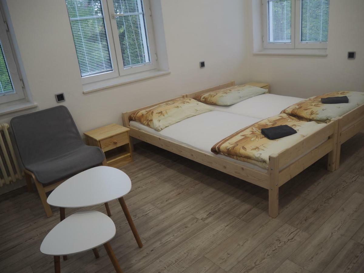 Economy Apartments Ceske Svycarsko Hřensko Buitenkant foto