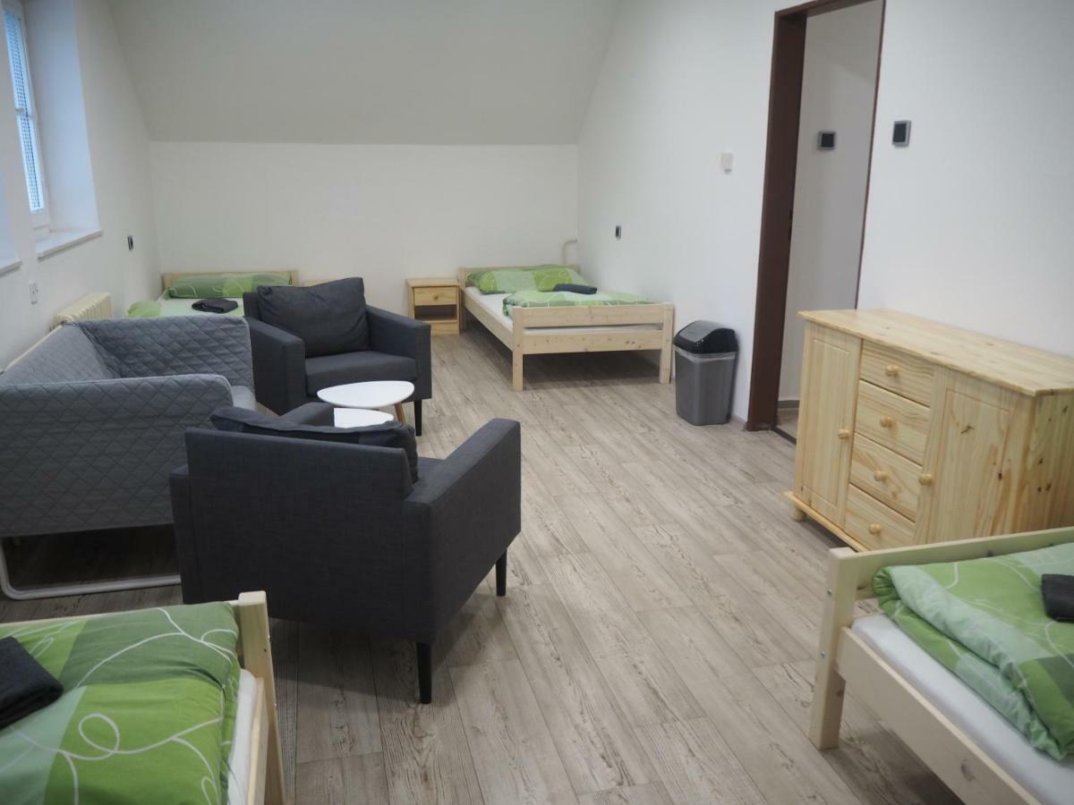 Economy Apartments Ceske Svycarsko Hřensko Buitenkant foto