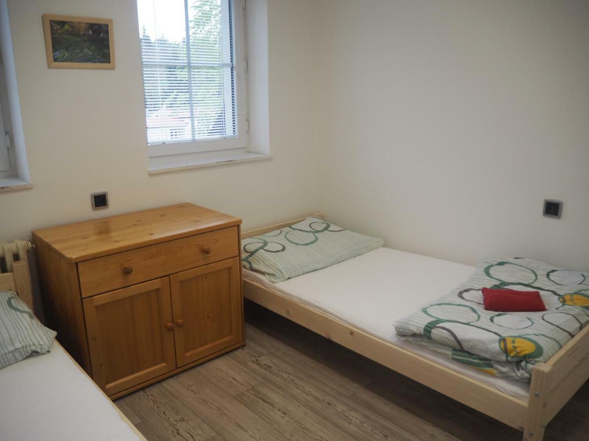 Economy Apartments Ceske Svycarsko Hřensko Buitenkant foto
